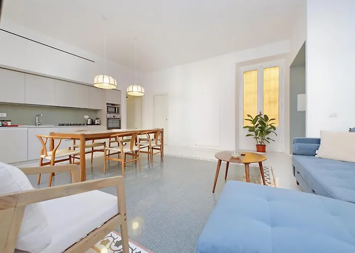 Ych-spaceful Near Vatican Apartment